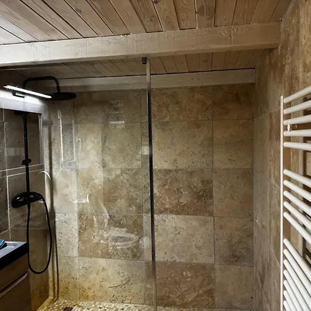 Holiday home Petite Maison Entre Et Foret En Pleine Nature *