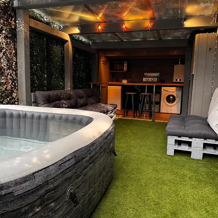 Petite Maison Entre Et Foret En Pleine Nature Holiday home Six-Fours-les-Plages